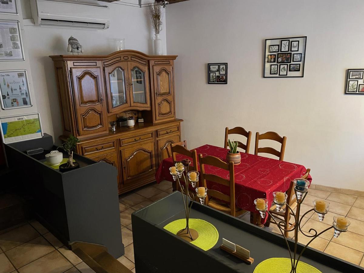 Chez Tifille Bed & Breakfast Estaing  Exterior photo