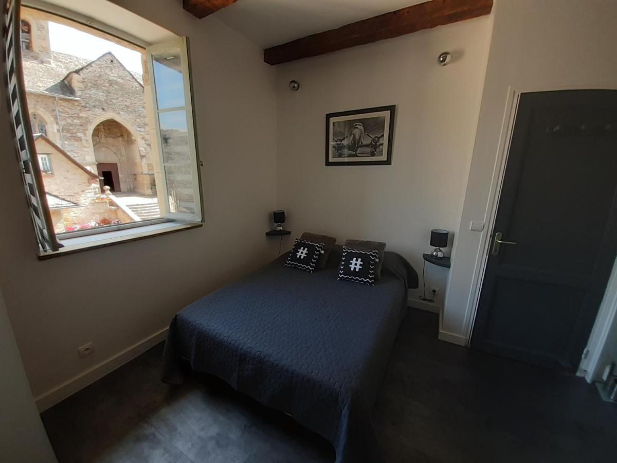Chez Tifille Bed & Breakfast Estaing  Exterior photo